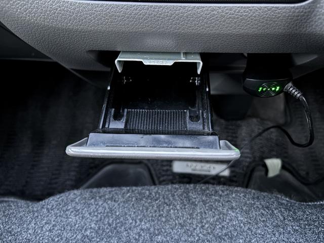 ＮＶ３５０キャラバンバン ロングプレミアムＧＸ　ＥＴＣ　バックカメラ　ナビ　ＴＶ　両側スライドドア　オートライト　スマートキー　電動格納ミラー　ＡＴ　アルミホイール　ＣＤ　ＤＶＤ再生　ＵＳＢ　Ｂｌｕｅｔｏｏｔｈ（36枚目）