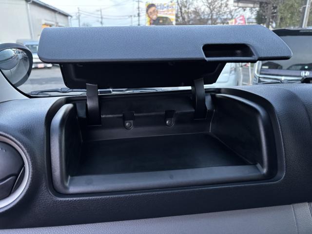 ＮＶ３５０キャラバンバン ロングプレミアムＧＸ　ＥＴＣ　バックカメラ　ナビ　ＴＶ　両側スライドドア　オートライト　スマートキー　電動格納ミラー　ＡＴ　アルミホイール　ＣＤ　ＤＶＤ再生　ＵＳＢ　Ｂｌｕｅｔｏｏｔｈ（54枚目）