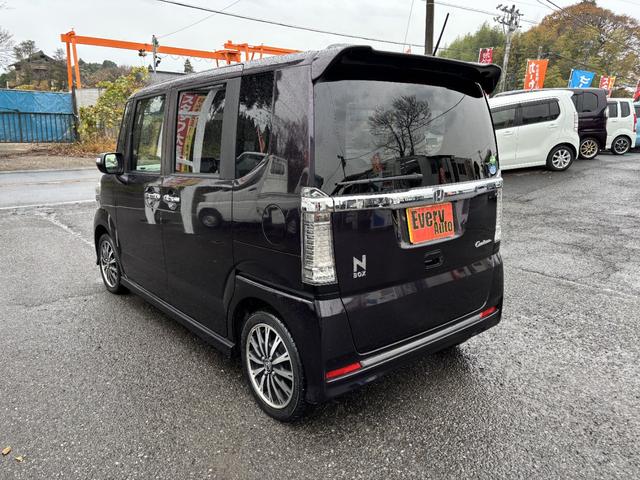 Ｎ－ＢＯＸカスタム Ｇ・ターボＬパッケージ　ＥＴＣ　バックカメラ　両側電動スライドドア　ナビ　ＴＶ　オートクルーズコントロール　衝突被害軽減システム　オートライト　ＨＩＤ　スマートキー　アイドリングストップ　電動格納ミラー　ベンチシート　ＣＶＴ（24枚目）