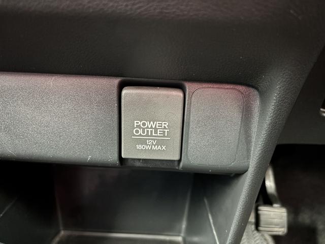 Ｎ－ＢＯＸカスタム Ｇ・ターボＬパッケージ　ＥＴＣ　バックカメラ　両側電動スライドドア　ナビ　ＴＶ　オートクルーズコントロール　衝突被害軽減システム　オートライト　ＨＩＤ　スマートキー　アイドリングストップ　電動格納ミラー　ベンチシート　ＣＶＴ（42枚目）