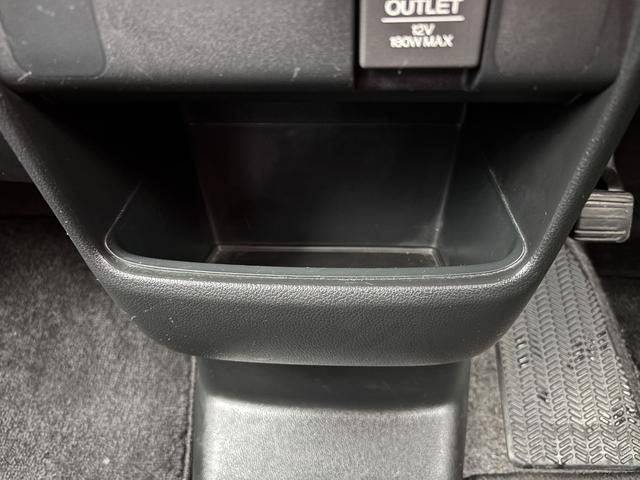 Ｎ－ＢＯＸカスタム Ｇ・ターボＬパッケージ　ＥＴＣ　バックカメラ　両側電動スライドドア　ナビ　ＴＶ　オートクルーズコントロール　衝突被害軽減システム　オートライト　ＨＩＤ　スマートキー　アイドリングストップ　電動格納ミラー　ベンチシート　ＣＶＴ（45枚目）