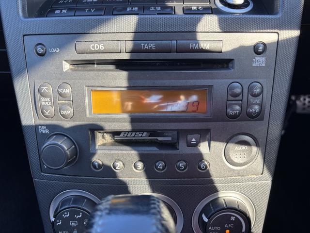 フェアレディZ バージョンT AT HID キーレスエントリー 電動格納ミラー シートヒーター アルミホイール 盗難防止システム 衝突安全ボディ ABS ESC CD DVD再生 カセット エアコン パワーステアリング(5枚目)