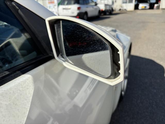 フェアレディZ バージョンT AT HID キーレスエントリー 電動格納ミラー シートヒーター アルミホイール 盗難防止システム 衝突安全ボディ ABS ESC CD DVD再生 カセット エアコン パワーステアリング(60枚目)