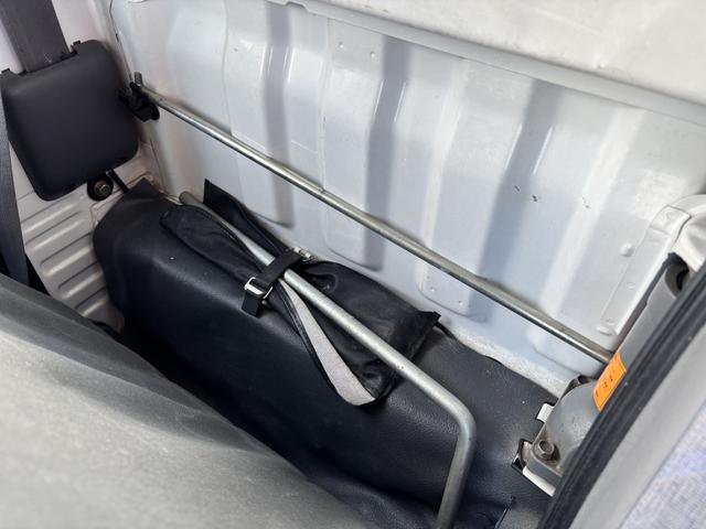 アトラストラック DX AT 後輪ダブル エアコン パワーウィンドウ 運転席エアバッグ(52枚目)