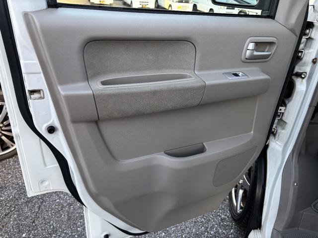 エブリイワゴン PZターボスペシャル ETC 両側電動スライドドア キーレスエントリー 電動格納ミラー ターボ AT 盗難防止システム ABS CD MD アルミホイール 衝突安全ボディ エアコン パワーステアリング パワーウィンドウ(66枚目)