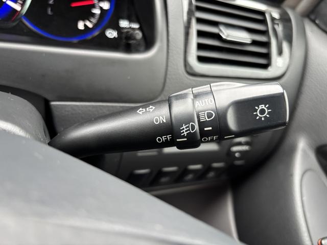 アルファードＶ ＡＳ　リミテッド　ＥＴＣ　バックカメラ　ナビ　ＴＶ　両側電動スライドドア　オートライト　ＨＩＤ　キーレスエントリー　電動格納ミラー　３列シート　ＡＴ　アルミホイール　ＣＤ　ＤＶＤ再生　ミュージックプレイヤー接続可（52枚目）