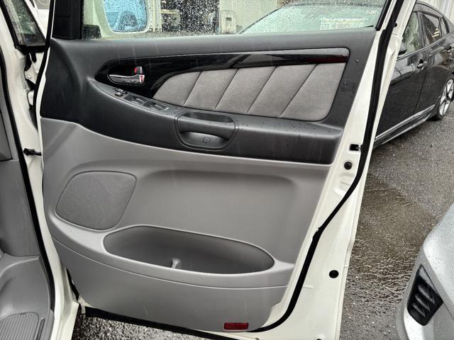 アルファードＶ ＡＳ　リミテッド　ＥＴＣ　バックカメラ　ナビ　ＴＶ　両側電動スライドドア　オートライト　ＨＩＤ　キーレスエントリー　電動格納ミラー　３列シート　ＡＴ　アルミホイール　ＣＤ　ＤＶＤ再生　ミュージックプレイヤー接続可（68枚目）