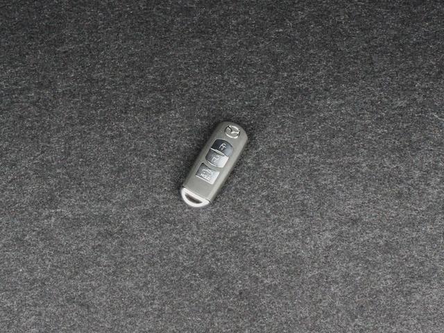 アテンザセダン ＸＤ　Ｌパッケージ　ＨＩＤヘッドライト・暖電動白本革シート・ＨＤＤナビ・Ｂｌｕｅｔｏｏｔｈ接続・ＤＶＤ再生・バックカメラ・追従クルコン・プッシュスタート・スマートキー・オートＡ／Ｃ（17枚目）