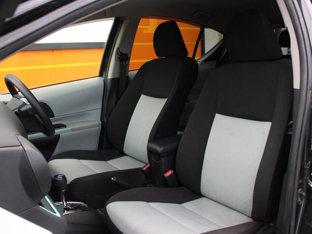 アクア S Bluetooth接続・バックカメラ・LEDヘッドライト・シートヒーター・フルセグ・スマートキー・ETC・オートA/C・純正18インチアルミ16インチアルミ・プッシュスタート・ドアバイザー(5枚目)