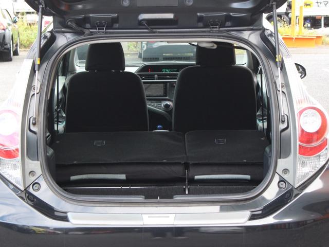 アクア S Bluetooth接続・バックカメラ・LEDヘッドライト・シートヒーター・フルセグ・スマートキー・ETC・オートA/C・純正18インチアルミ16インチアルミ・プッシュスタート・ドアバイザー(10枚目)