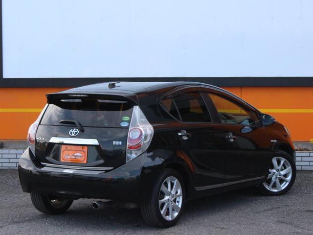 アクア S Bluetooth接続・バックカメラ・LEDヘッドライト・シートヒーター・フルセグ・スマートキー・ETC・オートA/C・純正18インチアルミ16インチアルミ・プッシュスタート・ドアバイザー(25枚目)