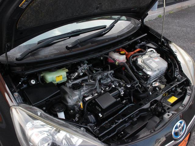 アクア S Bluetooth接続・バックカメラ・LEDヘッドライト・シートヒーター・フルセグ・スマートキー・ETC・オートA/C・純正18インチアルミ16インチアルミ・プッシュスタート・ドアバイザー(32枚目)