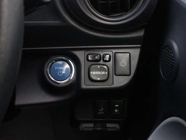 アクア S Bluetooth接続・バックカメラ・LEDヘッドライト・シートヒーター・フルセグ・スマートキー・ETC・オートA/C・純正18インチアルミ16インチアルミ・プッシュスタート・ドアバイザー(42枚目)