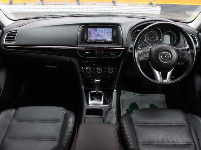 アテンザセダン ＸＤ　Ｌパッケージ　電動黒革シート・シートヒーター・バックカメラ・追従クルーズコントロール・コーナーセンサー・ＥＴＣ・スマートキー・ＳＤナビ・パドルシフト・ＨＩＤヘッドライト・純正１９インチアルミ・ドアバイザー（5枚目）