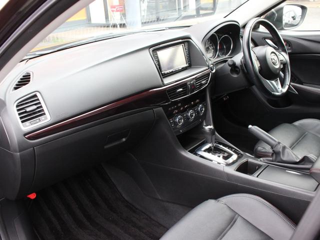 アテンザセダン ＸＤ　Ｌパッケージ　電動黒革シート・シートヒーター・バックカメラ・追従クルーズコントロール・コーナーセンサー・ＥＴＣ・スマートキー・ＳＤナビ・パドルシフト・ＨＩＤヘッドライト・純正１９インチアルミ・ドアバイザー（35枚目）