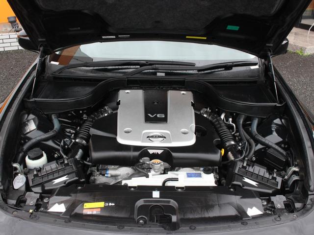 スカイライン 250GT 後期型・電動黒半革シート・サイド&バックカメラ・Bluetooth接続・純正HDDナビ・フルセグ・音楽録音・ETC・インテリキー・HIDヘッドライト・プッシュスタート・純正17インチアルミ・ドアバイザ(23枚目)