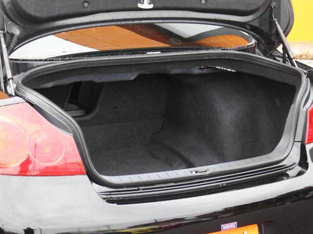 スカイライン 250GT 後期型・電動黒半革シート・サイド&バックカメラ・Bluetooth接続・純正HDDナビ・フルセグ・音楽録音・ETC・インテリキー・HIDヘッドライト・プッシュスタート・純正17インチアルミ・ドアバイザ(28枚目)
