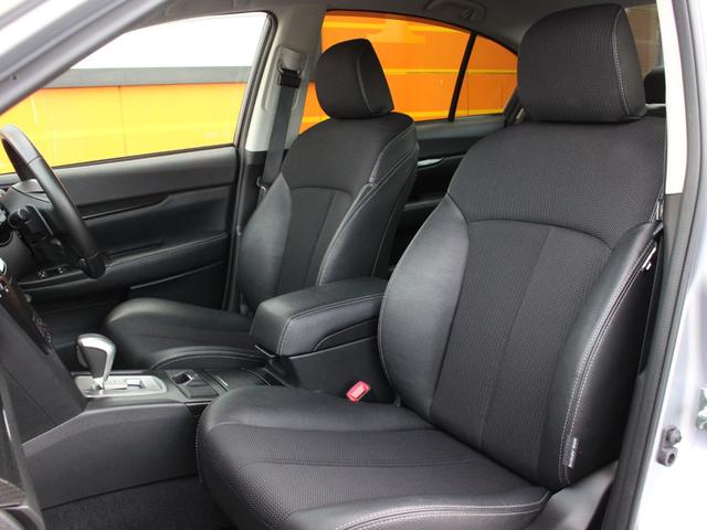 レガシィＢ４ ２．５ｉ　ＢスポーツアイサイトＧパッケージ　電動半革シート・バックカメラ・追従クルーズコントロール・ＨＩＤヘッドライト・スマートキー・プッシュスタート・社外１７インチアルミ・ＥＴＣ・パドルシフト・革巻きハンドル・オートＡ／Ｃ（5枚目）