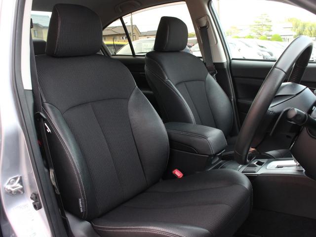 レガシィＢ４ ２．５ｉ　ＢスポーツアイサイトＧパッケージ　電動半革シート・バックカメラ・追従クルーズコントロール・ＨＩＤヘッドライト・スマートキー・プッシュスタート・社外１７インチアルミ・ＥＴＣ・パドルシフト・革巻きハンドル・オートＡ／Ｃ（35枚目）