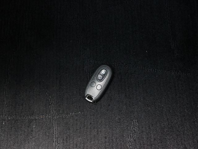 デリカD:2 ハイブリッドSZ ナビパッケージ 両側電動スライドドア・全方囲カメラ・Bluetooth接続・バックカメラ・ETC・スマートキー・クルーズコントロール・オートA/C・フォグ・純正15インチアルミ・革巻きハンドル・CD/DVD再生(17枚目)