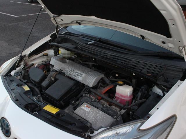 プリウス Ｇ　Ｂｌｕｅｔｏｏｔｈ接続・バックカメラ・追従クルーズコントロール・プリクラッシュセーフティ・ＥＴＣ・スマートキー・ＥＴＣ・オートＡ／Ｃ・プッシュスタート・ドアバイザー革巻きハンドル・ライトレベライザー（29枚目）