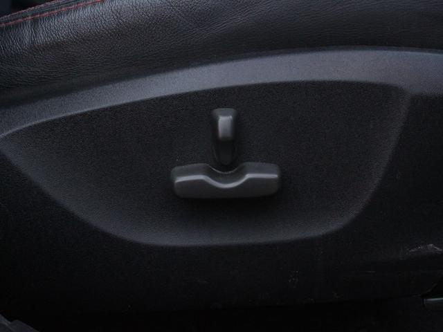 �^�]�ȁE����ȂɃp���[�V�[�g���t���Ă��܂��̂Ŗ��i�K�ł��D�݂̃|�W�V�����ɃZ�b�g�ł��܂��B�ׂ��������d�l�̃V�[�g�|�W�V�����֐ݒ肵�Ă�������