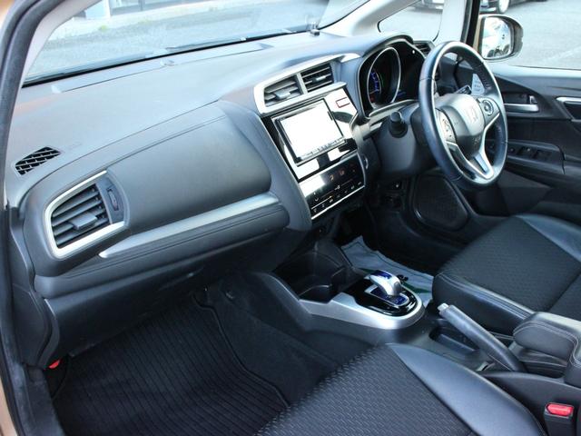 フィットハイブリッド Lパッケージ ワンオーナー・ハーフレザーシート・LEDヘッドライト・バックカメラ・メモリーナビ・フルセグ・USB入力・スマートキー・ETC・クルーズコントロール・オートA/C・ウィンカーミラー(36枚目)