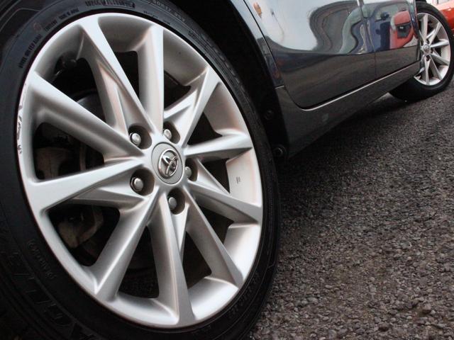 プリウスアルファ Sツーリングセレクション LEDヘッドライト&フォグランプ・Bluetooth接続・バックカメラ・フリップダウンモニター・スマートキー・ETC・オートA/C・社外ウッドコンビハンドル・純正17インチアルミ・プッシュスタート(20枚目)