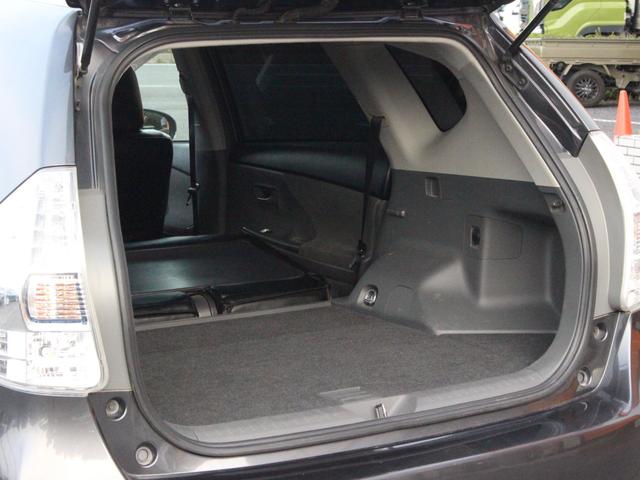 プリウスアルファ Sツーリングセレクション LEDヘッドライト&フォグランプ・Bluetooth接続・バックカメラ・フリップダウンモニター・スマートキー・ETC・オートA/C・社外ウッドコンビハンドル・純正17インチアルミ・プッシュスタート(28枚目)