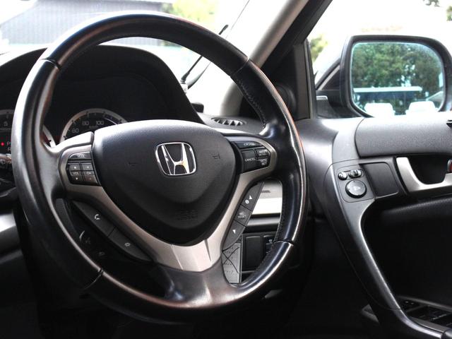 アコードツアラー 24TL サンルーフ・TEIN車高調・電動ハーフレザーシート・ワンバックカメラ・クルーズコントロール・オートA/C・ワンセグ・ETC・HIDヘッドライト・17インチアルミ(40枚目)