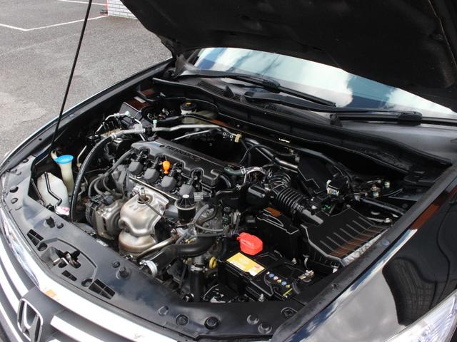 アコードツアラー 20TL スマートスタイルパッケージ Gathersナビ・ルーフレール・バックカメラ・地デジ・ETC・クルーズコントロール・スマートキー・HIDヘッドライト・パドルシフト・横滑り防止装置・社外17インチアルミ・ドアバイザー(28枚目)