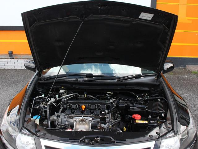 アコードツアラー 20TL スマートスタイルパッケージ Gathersナビ・ルーフレール・バックカメラ・地デジ・ETC・クルーズコントロール・スマートキー・HIDヘッドライト・パドルシフト・横滑り防止装置・社外17インチアルミ・ドアバイザー(29枚目)