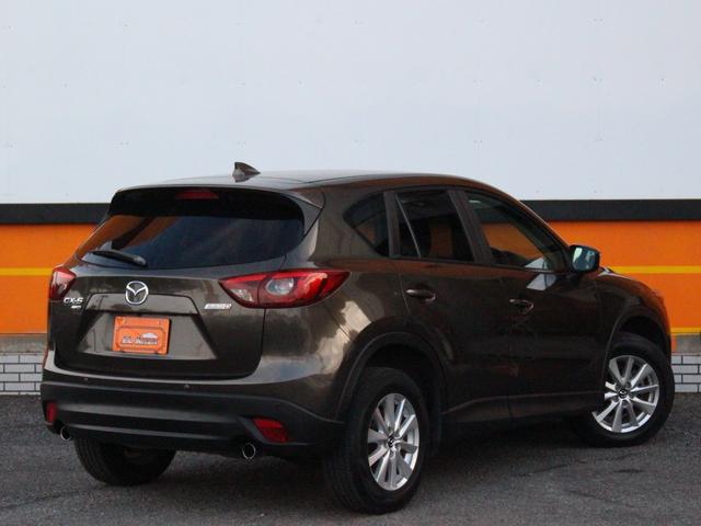 ＣＸ－５ ＸＤ　プロアクティブ　追従クルーズコントロール・Ｂｌｕｅｔｏｏｔｈ接続・サイド＆バックカメラ・フルセグ・ＥＴＣ・スマートキー・ＨＩＤヘッドライト・純正１７インチアルミ・プッシュスタート・オートＡ／Ｃ・革巻ハンドル・ＳＤナビ（26枚目）