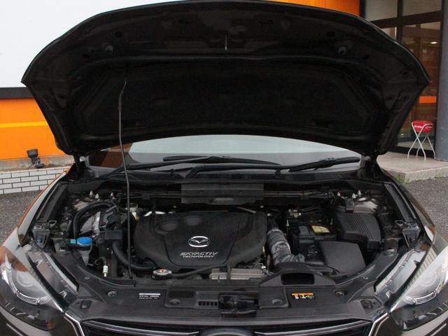 ＣＸ－５ ＸＤ　プロアクティブ　追従クルーズコントロール・Ｂｌｕｅｔｏｏｔｈ接続・サイド＆バックカメラ・フルセグ・ＥＴＣ・スマートキー・ＨＩＤヘッドライト・純正１７インチアルミ・プッシュスタート・オートＡ／Ｃ・革巻ハンドル・ＳＤナビ（32枚目）