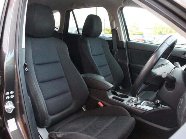 ＣＸ－５ ＸＤ　プロアクティブ　追従クルーズコントロール・Ｂｌｕｅｔｏｏｔｈ接続・サイド＆バックカメラ・フルセグ・ＥＴＣ・スマートキー・ＨＩＤヘッドライト・純正１７インチアルミ・プッシュスタート・オートＡ／Ｃ・革巻ハンドル・ＳＤナビ（38枚目）