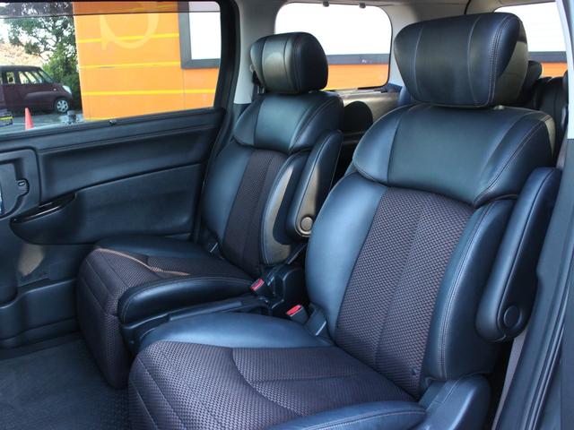 エルグランド ２５０ハイウェイスター　両側電動スライドドア・ハーフレザーシート・Ｂｌｕｅｔｏｏｔｈ接続・フルセグ・フリップダウンモニター・バックカメラ・ＥＴＣ・社外２０インチアルミ・インテリキー・プッシュスタート・オートＡ／Ｃ・ドアバイザ（6枚目）