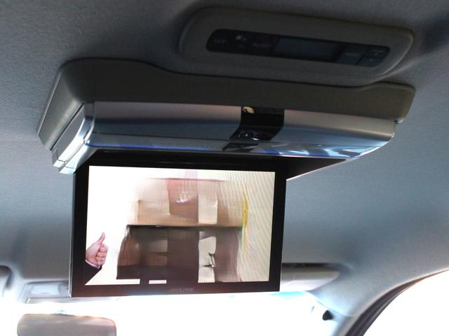 エルグランド ２５０ハイウェイスター　両側電動スライドドア・ハーフレザーシート・Ｂｌｕｅｔｏｏｔｈ接続・フルセグ・フリップダウンモニター・バックカメラ・ＥＴＣ・社外２０インチアルミ・インテリキー・プッシュスタート・オートＡ／Ｃ・ドアバイザ（13枚目）