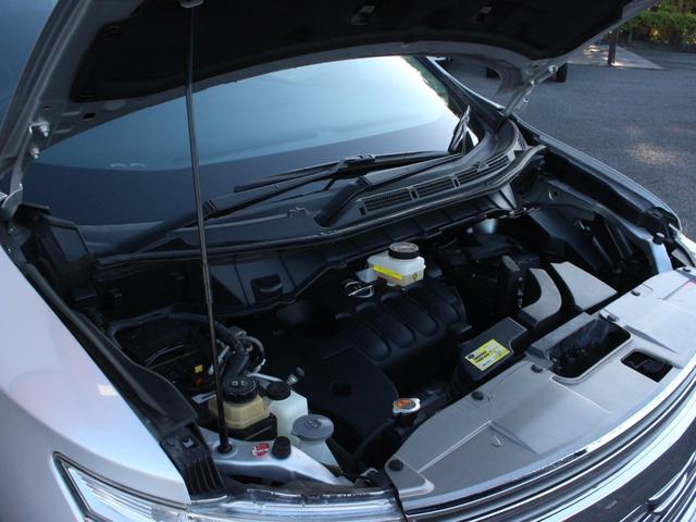 エルグランド ２５０ハイウェイスター　両側電動スライドドア・ハーフレザーシート・Ｂｌｕｅｔｏｏｔｈ接続・フルセグ・フリップダウンモニター・バックカメラ・ＥＴＣ・社外２０インチアルミ・インテリキー・プッシュスタート・オートＡ／Ｃ・ドアバイザ（33枚目）