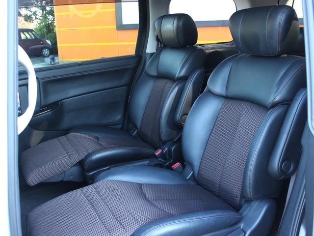 エルグランド ２５０ハイウェイスター　両側電動スライドドア・ハーフレザーシート・Ｂｌｕｅｔｏｏｔｈ接続・フルセグ・フリップダウンモニター・バックカメラ・ＥＴＣ・社外２０インチアルミ・インテリキー・プッシュスタート・オートＡ／Ｃ・ドアバイザ（39枚目）