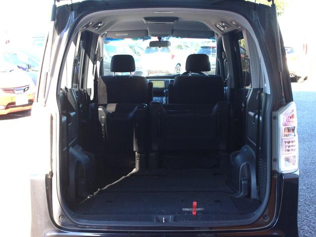 ステップワゴンスパーダ Z 両側電動スライドドア・全方囲カメラ・バックカメラ・ETC・フルセグ・スマートキー・パドルシフト・HIDヘッドライト・純正16インチアルミ・ドアバイザー・エアロ・オートA/C(11枚目)