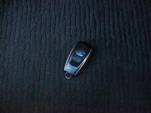 インプレッサG4 2.0i-Sアイサイト 電動ハーフレザーシート・Bluetooth接続・バックカメラ・USB入力・追従クルーズコントロール・スマートキー・オートA/C・HIDヘッドライト・純正17インチアルミ・ウィンカーミラー・ETC(15枚目)