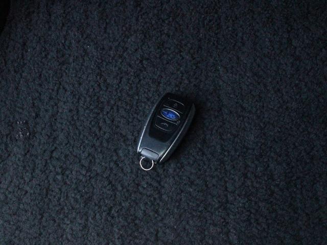 レガシィB4 リミテッド アイサイトver3・電動黒革シート・全席シートヒーター・Bluetooth接続・フルセグ・バックカメラ・ETC・追従クルコン・プッシュスタート・スマートキーETC・DVD再生・LEDライト(16枚目)