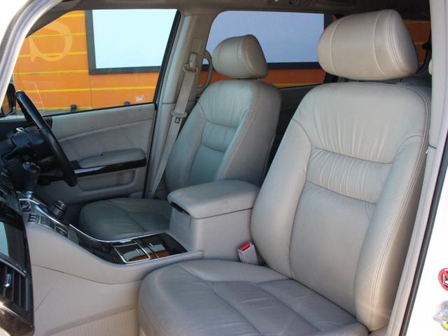 エリシオンプレステージ ＳＧ　電動本革シート・両側電動スライドドア・バックカメラ・ウッドコンビハンドル・シートヒーター・クルーズコントロール・地デジ・ＥＴＣ・スマートキー・オートＡ／Ｃ・純正１８インチアルミ（4枚目）