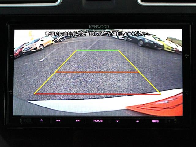 フォレスター ２．０ｉ－Ｌ　６速ＭＴ・Ｂｌｕｅｔｏｏｔｈ接続・バックカメラ・クルーズコントロール・ＥＴＣ・スマートキー・フルセグ・オートＡ／Ｃ・プッシュスタート・ＨＩＤヘッドライト・純正１７インチアルミ・ウィンカーミラー（15枚目）