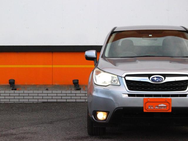 フォレスター ２．０ｉ－Ｌ　６速ＭＴ・Ｂｌｕｅｔｏｏｔｈ接続・バックカメラ・クルーズコントロール・ＥＴＣ・スマートキー・フルセグ・オートＡ／Ｃ・プッシュスタート・ＨＩＤヘッドライト・純正１７インチアルミ・ウィンカーミラー（21枚目）