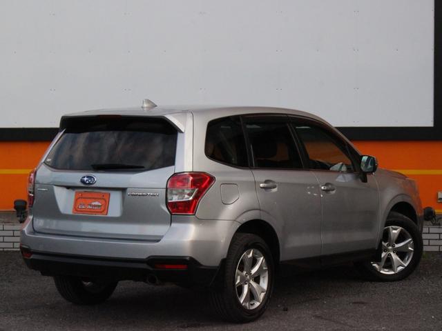 フォレスター ２．０ｉ－Ｌ　６速ＭＴ・Ｂｌｕｅｔｏｏｔｈ接続・バックカメラ・クルーズコントロール・ＥＴＣ・スマートキー・フルセグ・オートＡ／Ｃ・プッシュスタート・ＨＩＤヘッドライト・純正１７インチアルミ・ウィンカーミラー（29枚目）