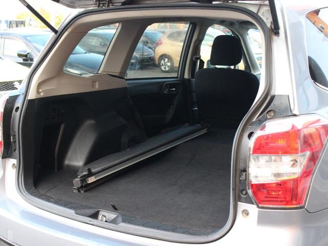 フォレスター ２．０ｉ－Ｌ　６速ＭＴ・Ｂｌｕｅｔｏｏｔｈ接続・バックカメラ・クルーズコントロール・ＥＴＣ・スマートキー・フルセグ・オートＡ／Ｃ・プッシュスタート・ＨＩＤヘッドライト・純正１７インチアルミ・ウィンカーミラー（33枚目）