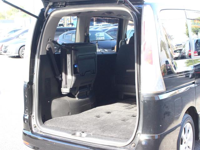 セレナ 　両側電動スライドドア・フリップダウンモニター・アラウンドビューモニター・Ｂｌｕｅｔｏｏｔｈ接続・フロント／サイド／バックカメラ・クルーズコントロール・コーナーセンサー・エアロ・インテリキー・ＨＩＤ（32枚目）