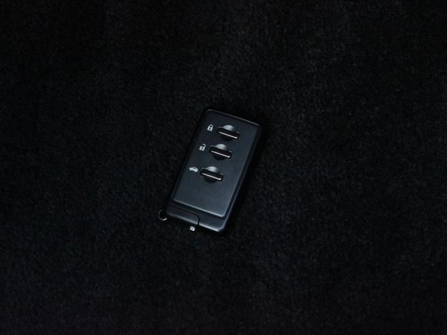 レガシィツーリングワゴン ２．０ＧＴ　ＤＩＴアイサイト　後期型・電動ハーフレザーシート・Ｂｌｕｅｔｏｏｔｈ接続・バックカメラ・追従クルーズコントロール・ＥＴＣ・ドライブレコーダー・スマートキー・オートＡ／Ｃ・パドルシフト・プッシュスタート・ウィンカーミラー（14枚目）