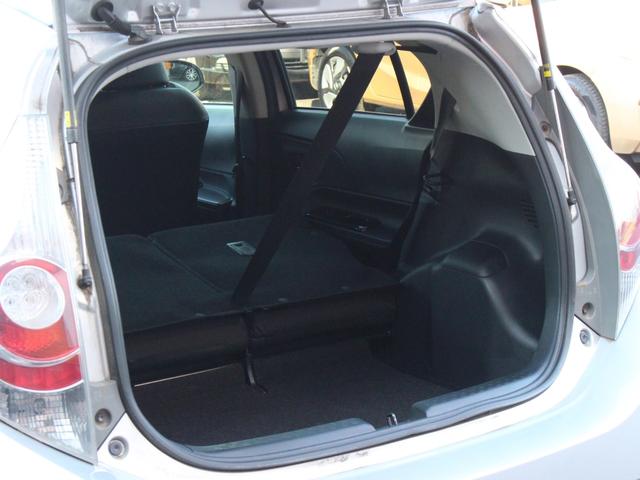 アクア Ｇ　Ｇ’ｓ　専用エアロ／ハーフレザーシート／１７インチアルミ・Ｂｌｕｅｔｏｏｔｈ接続・バックカメラ・ＥＴＣ・スマートキー・シートヒーター・革巻ステアリング・ＡＡ／Ｃ・プッシュスタート・デイライト・ウィンカーミラー（28枚目）